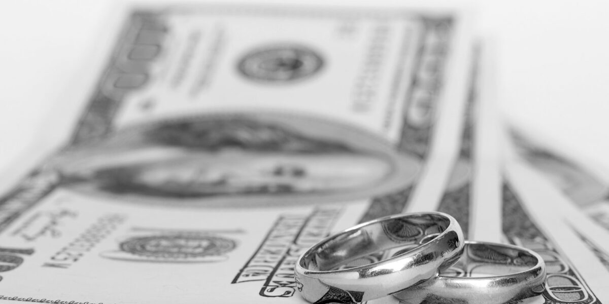 Filing for divorce carries tax implications