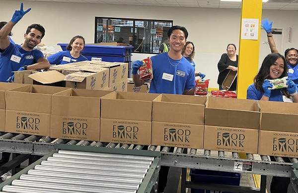Volunteering at the Los Angeles Regional Food Bank - thumbnail